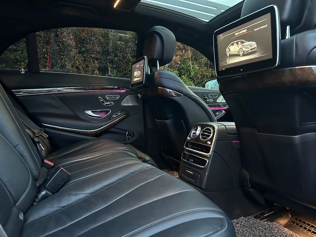 Mercedes S-Class view 5