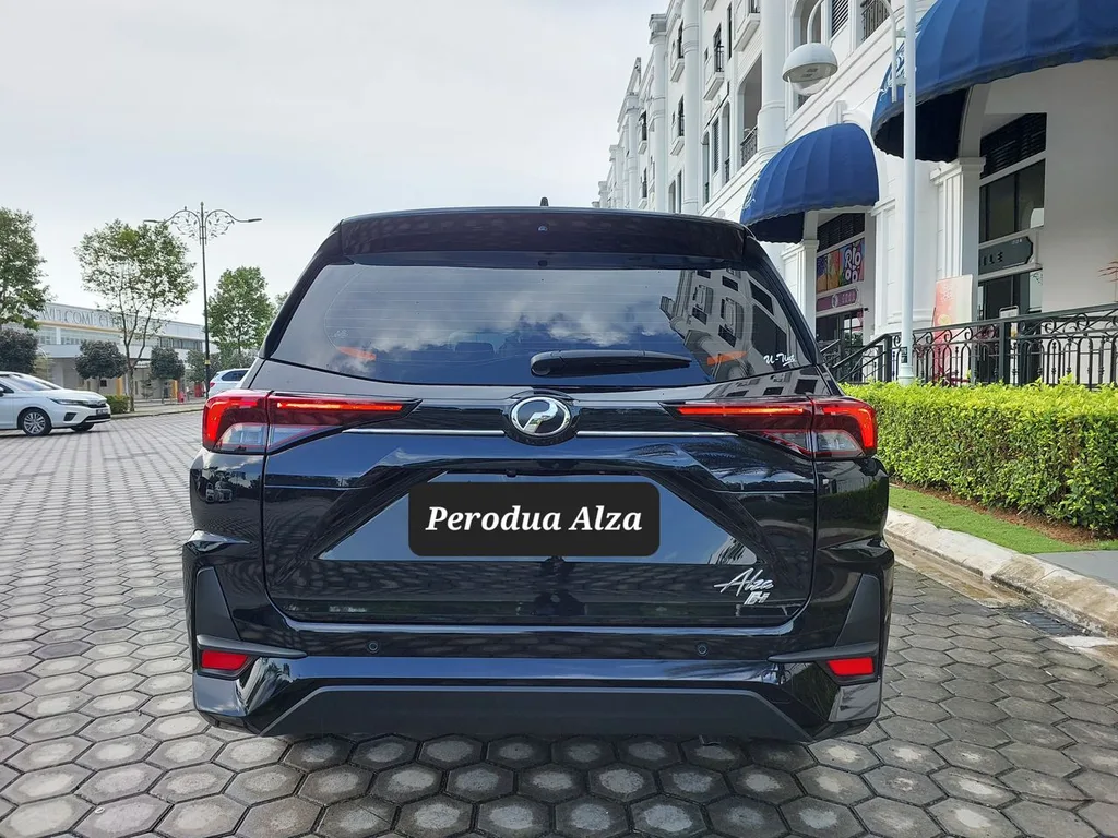 Perodua Alza view 7