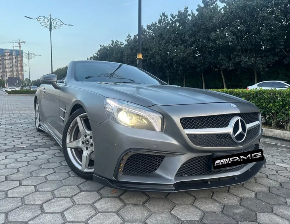 Mercedes SL Covertible view 2