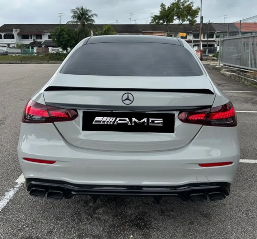 Mercedes E-Class view 7